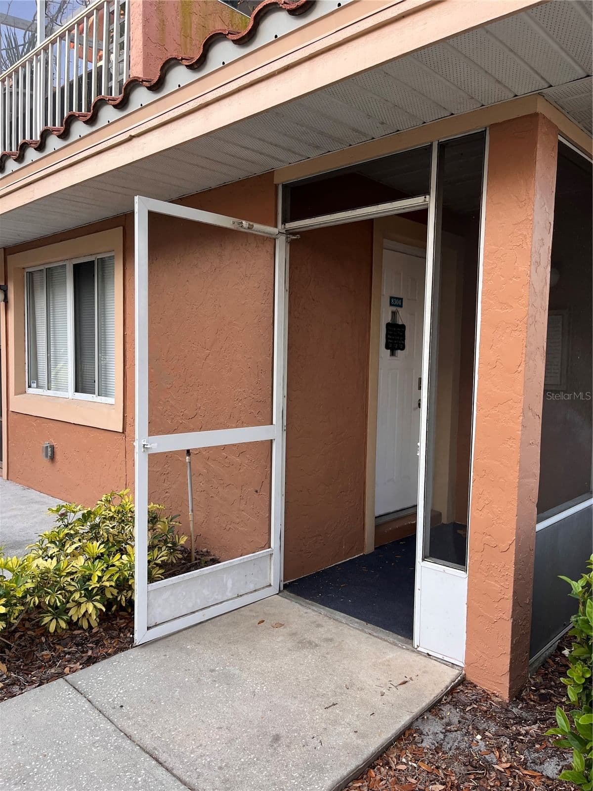 8304 WATERVIEW