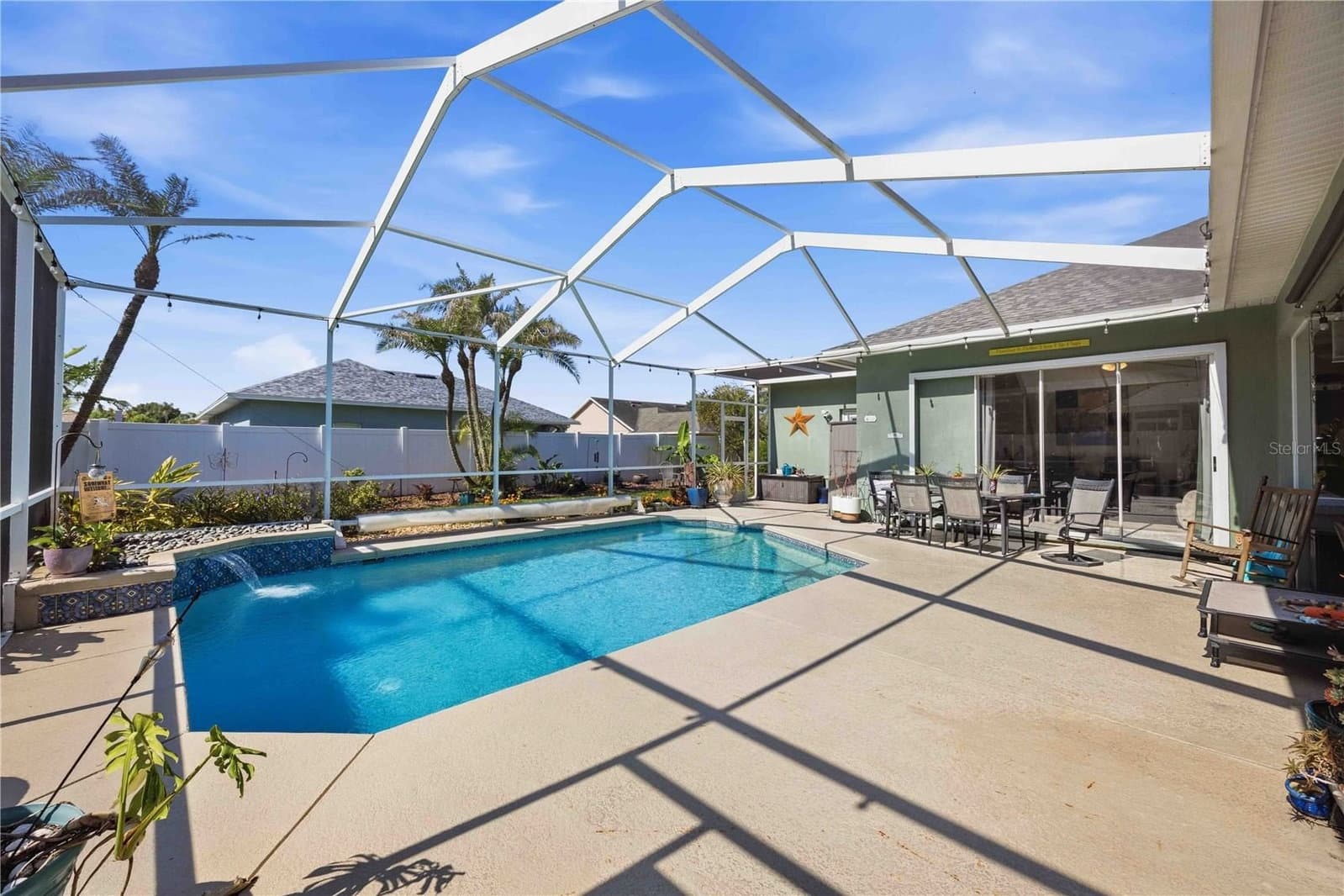 355 RUBY LAKE