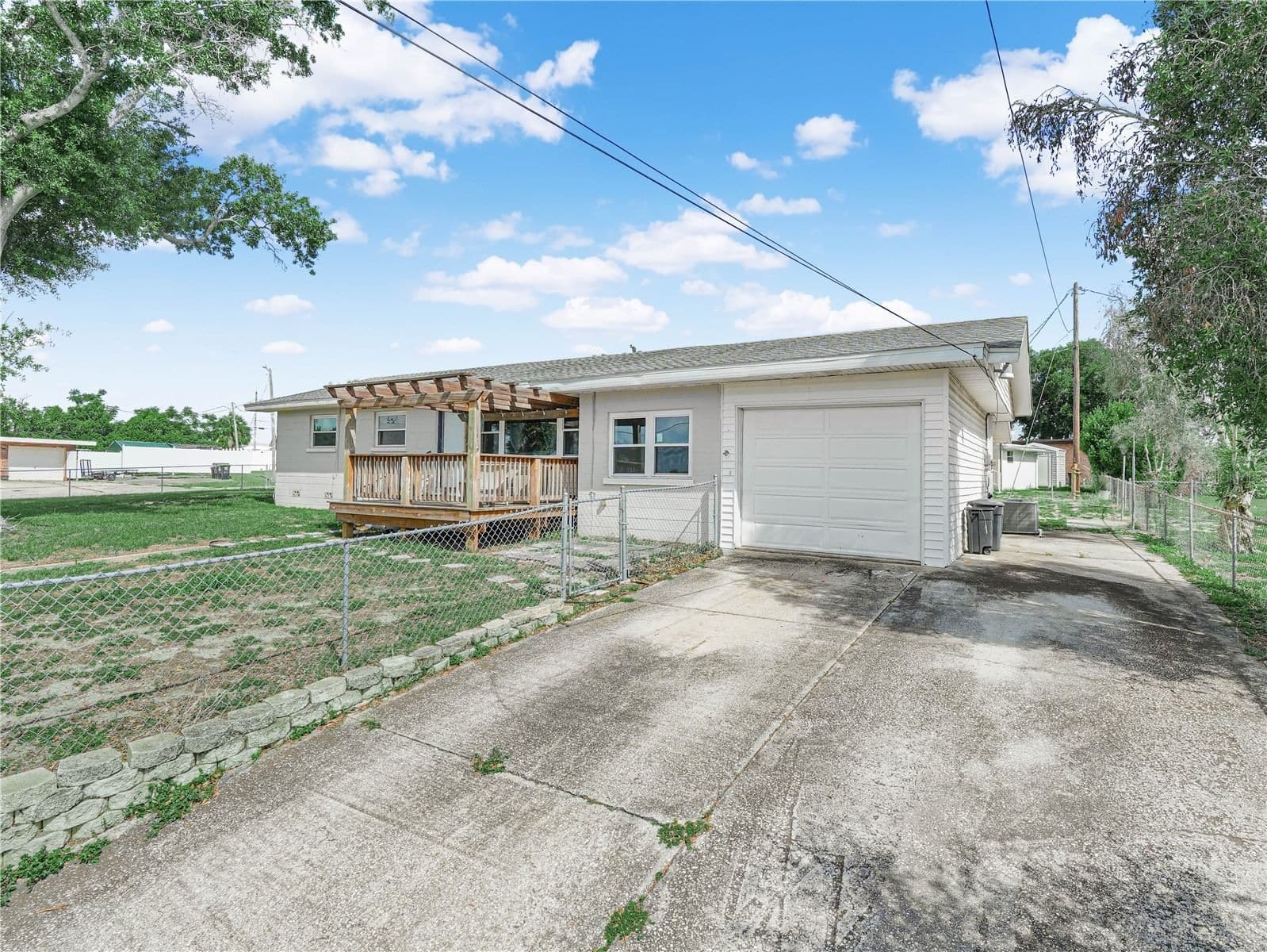 231 RIDGE MANOR