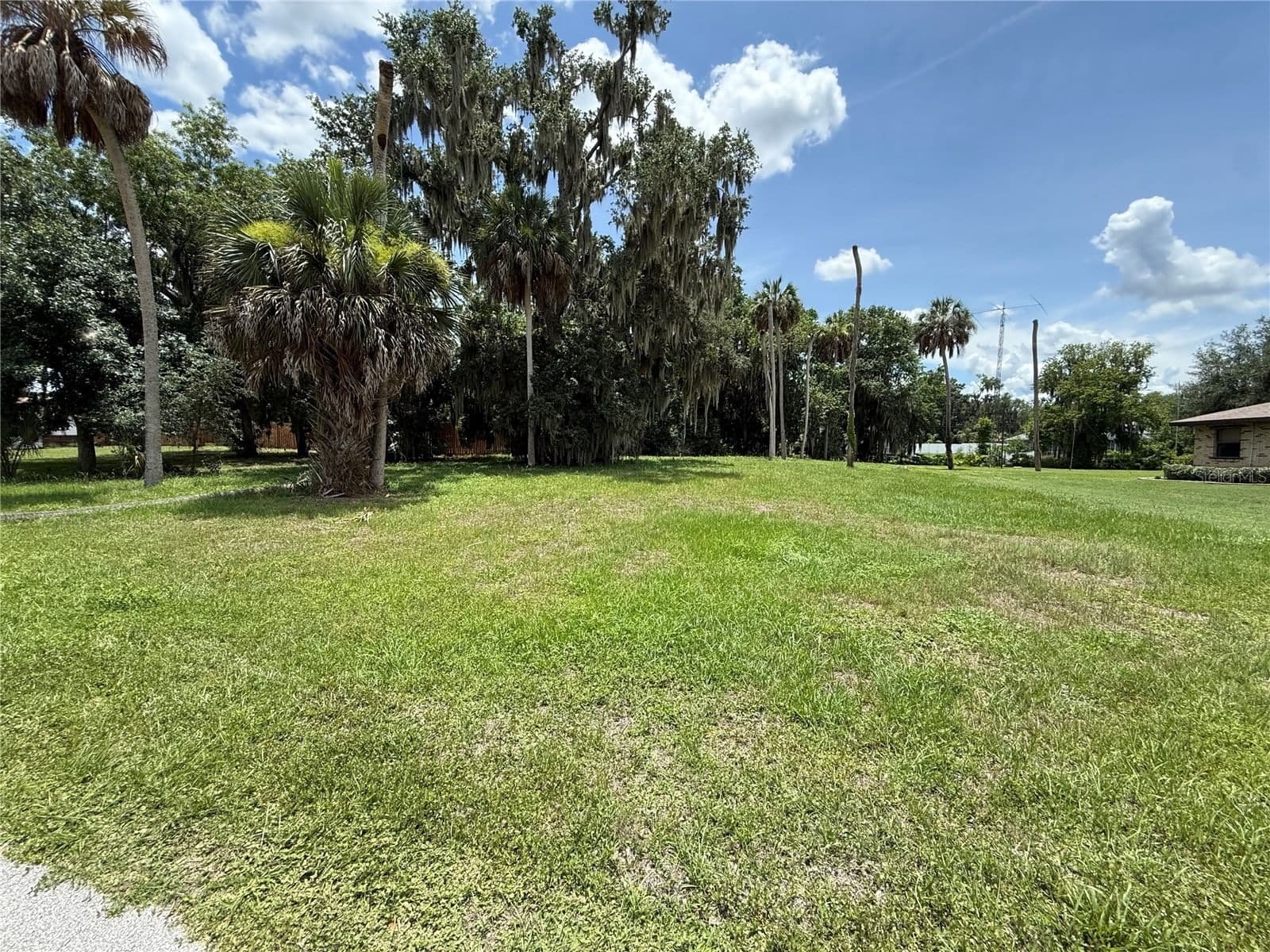 0 LAKE PIERCE