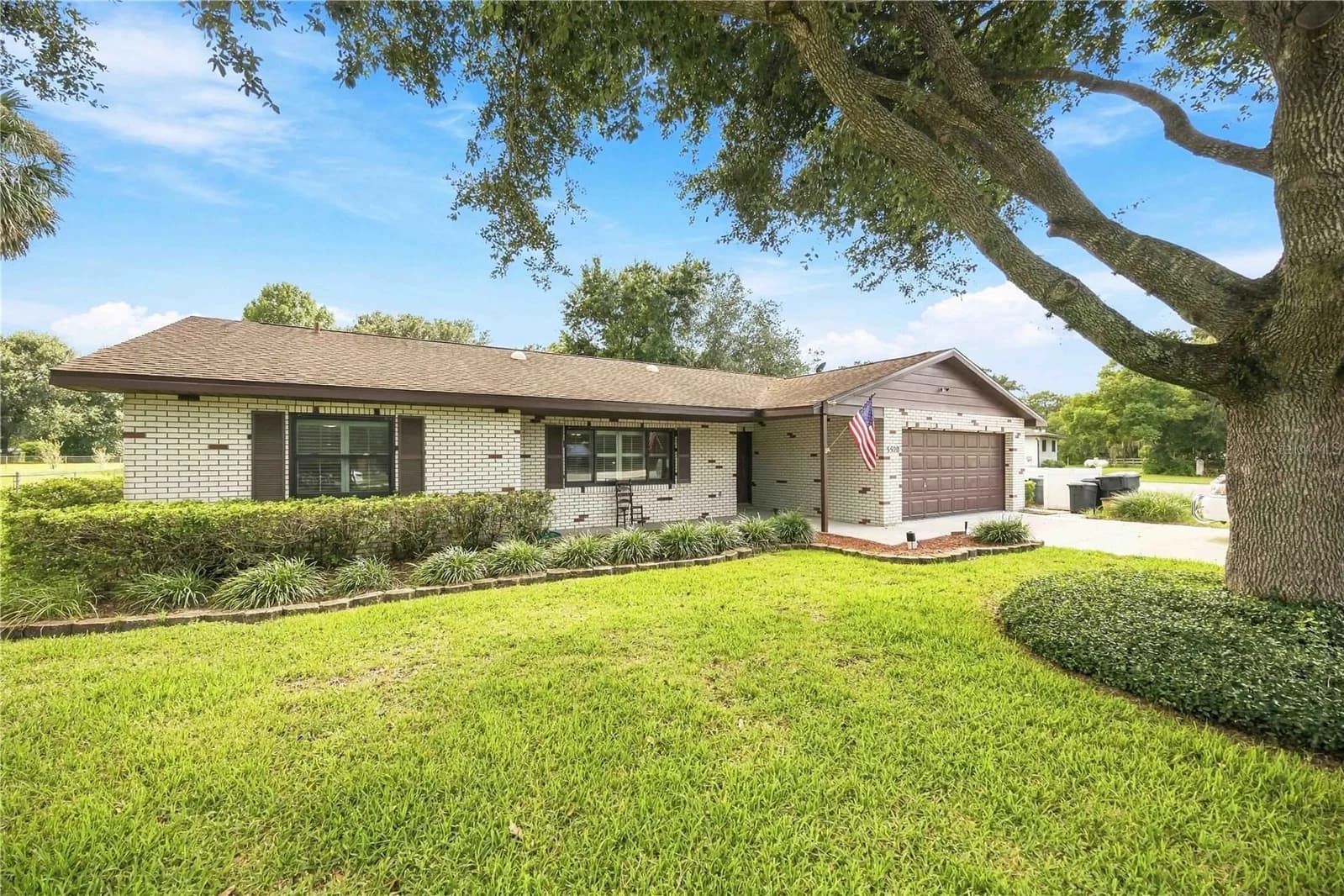3520 WHITE OAK Court