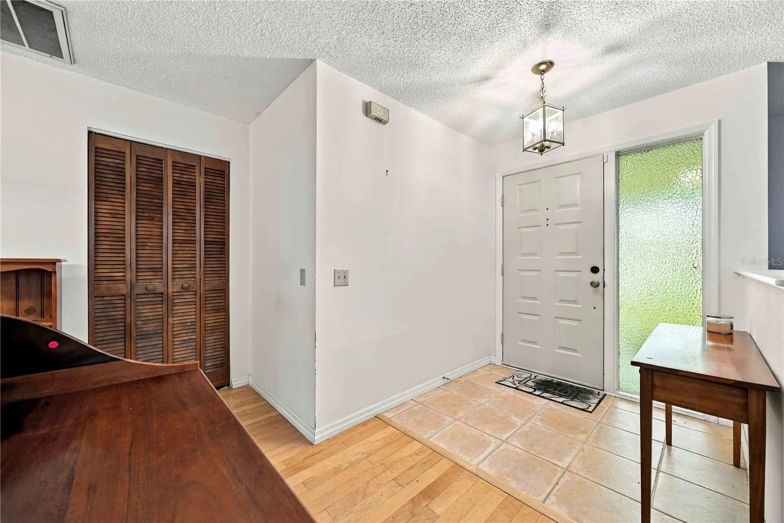 3520 WHITE OAK Court