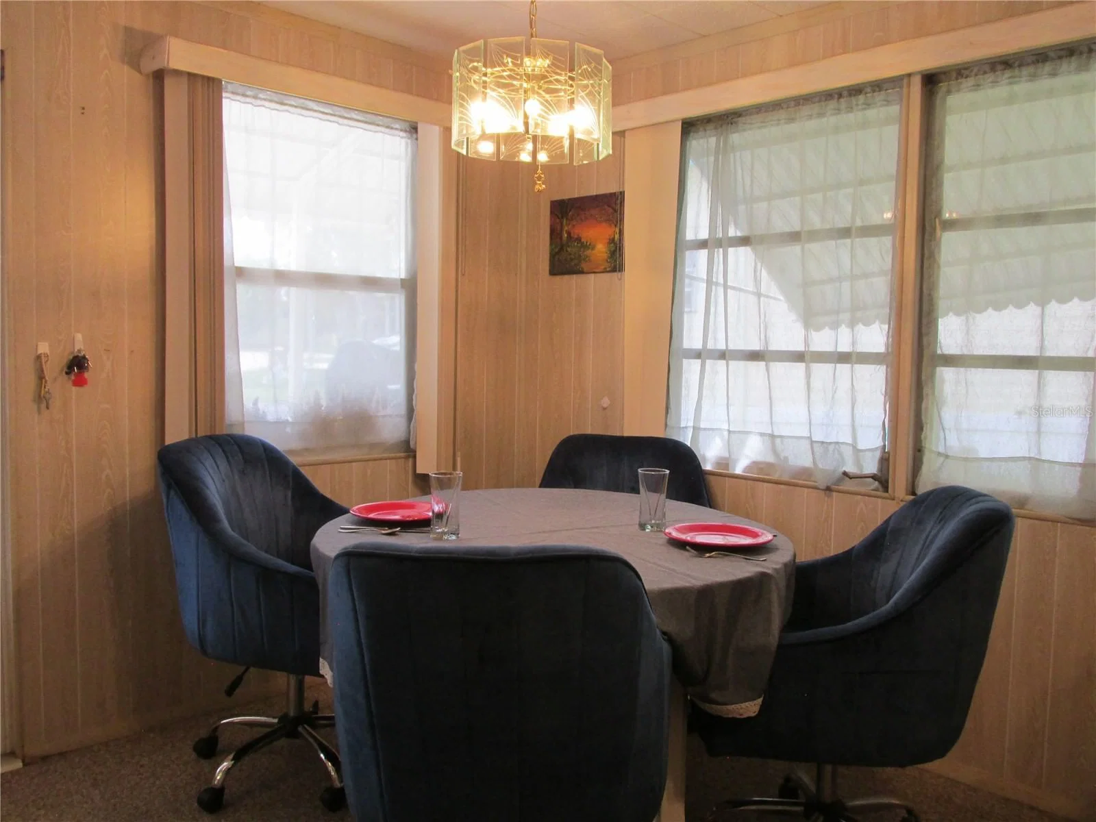 Listing photo