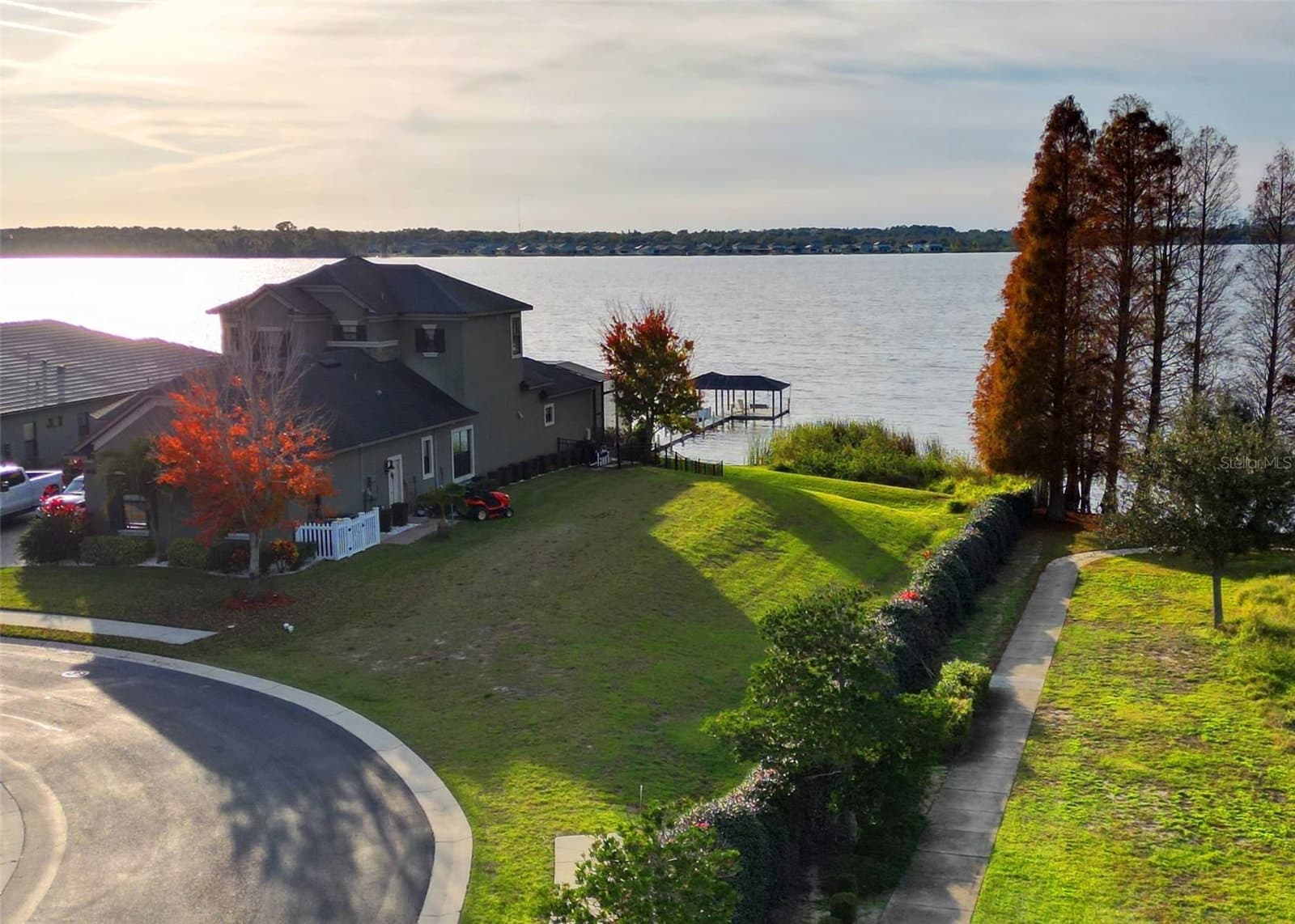 759 WATERFERN TRAIL