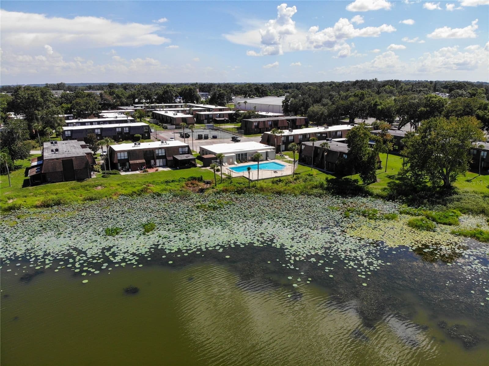 1836 CRYSTAL LAKE
