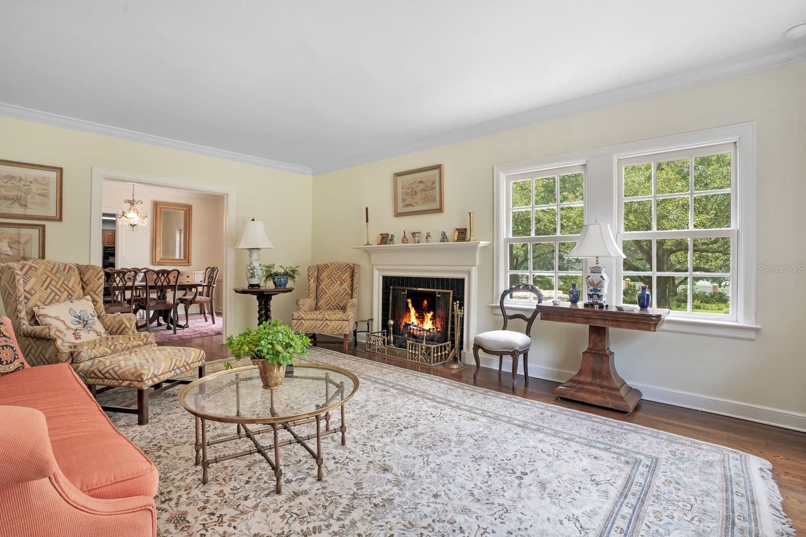 2109 CAMBRIDGE