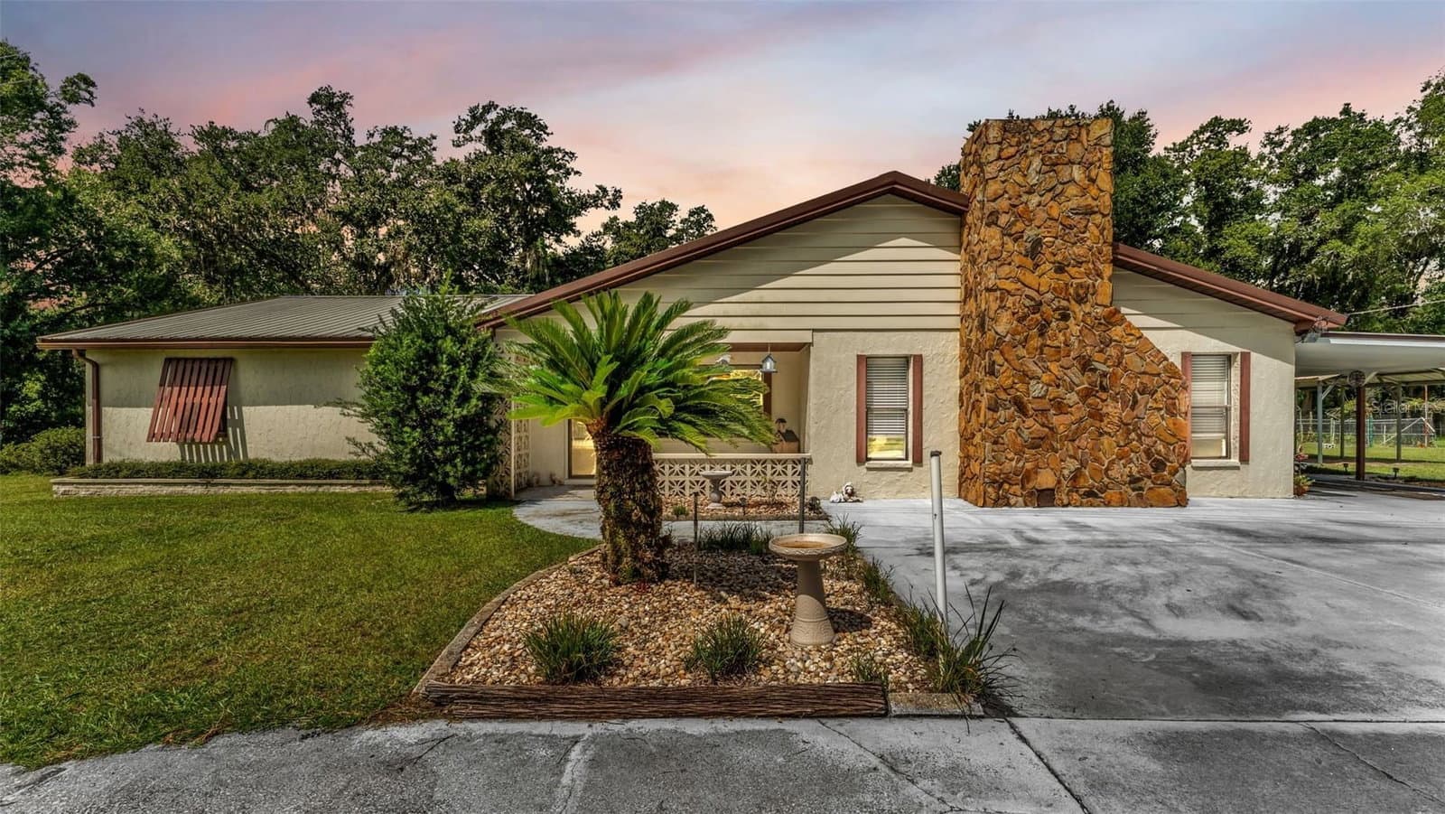 1301 LANIER