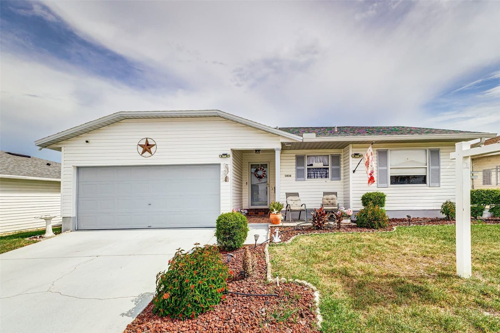 1836 PRAIRIE DUNES