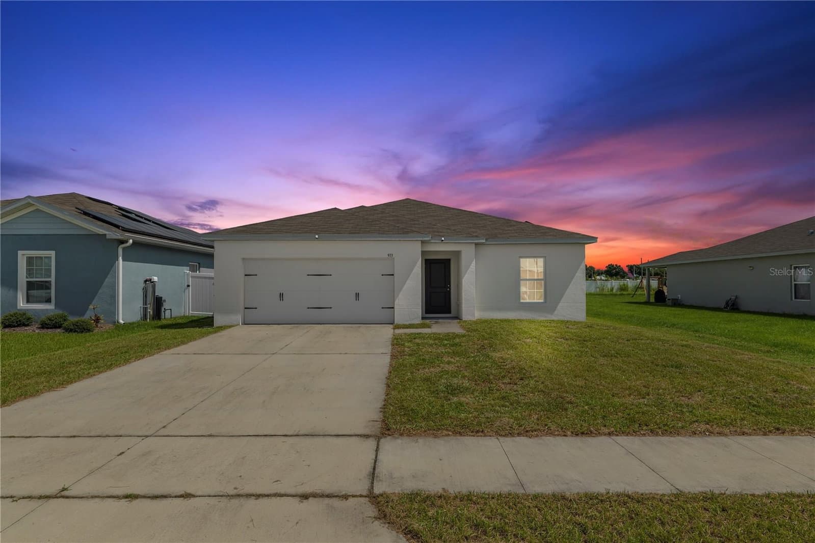 913 EAGLE ROCK