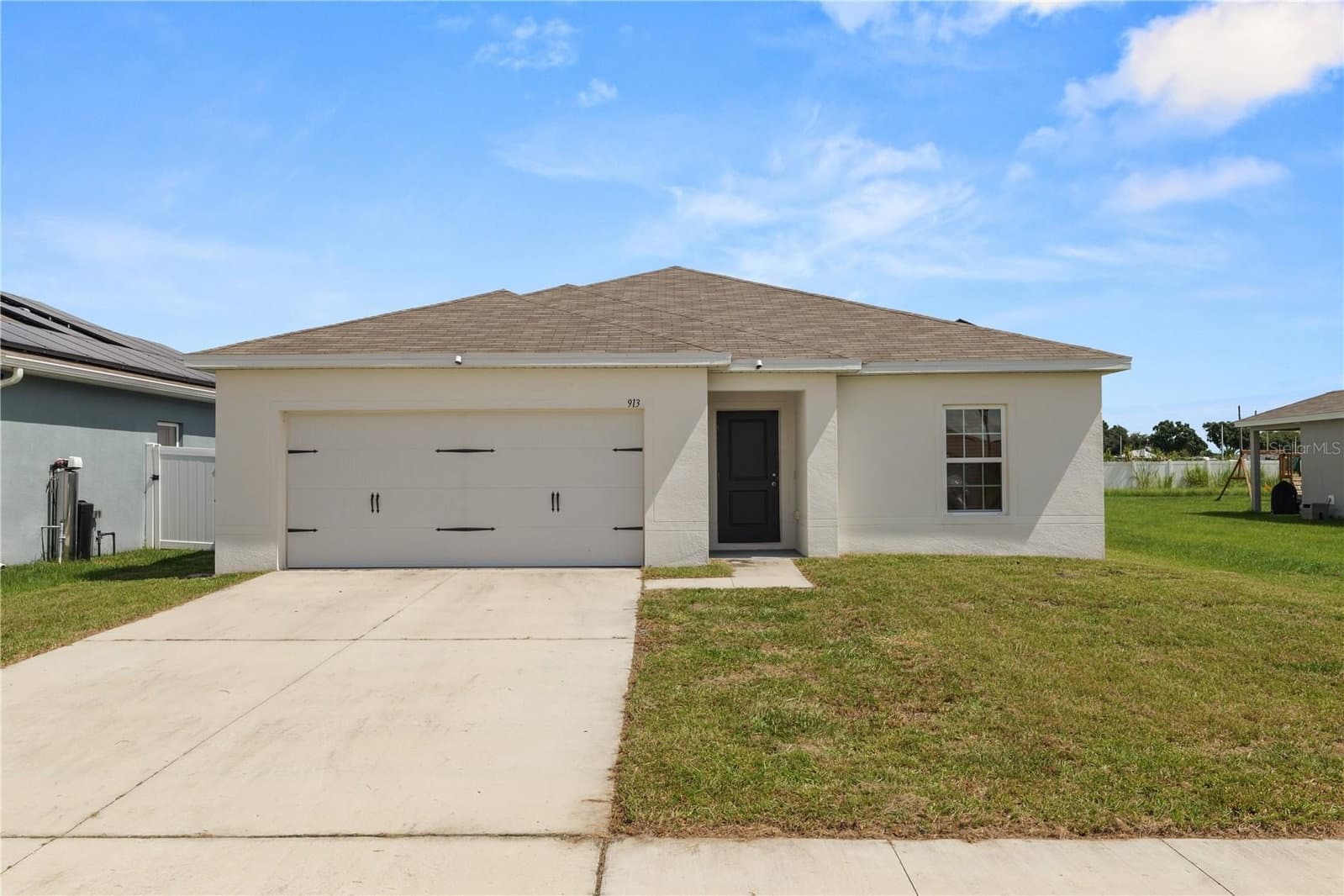 913 EAGLE ROCK