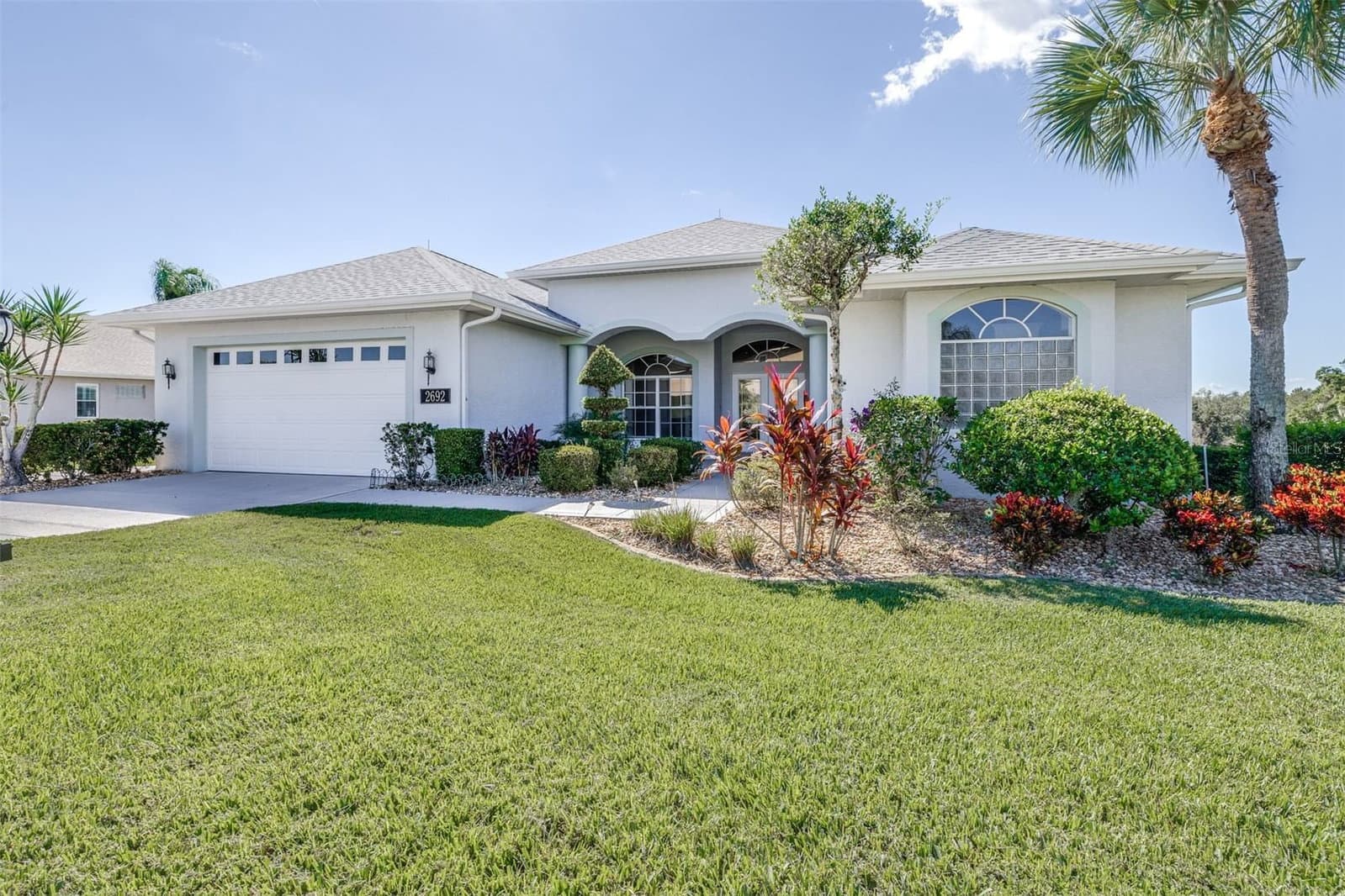 2692 HUNTINGTON HILLS DR