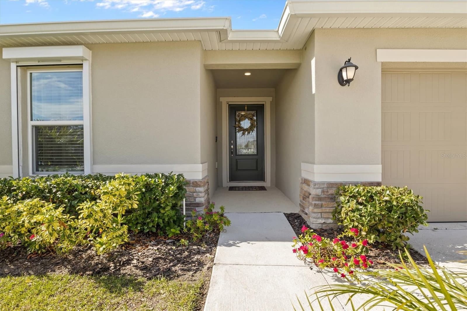 1591 MATTIE POINTE
