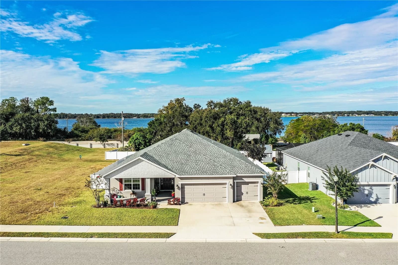 261 WALKERS POINT