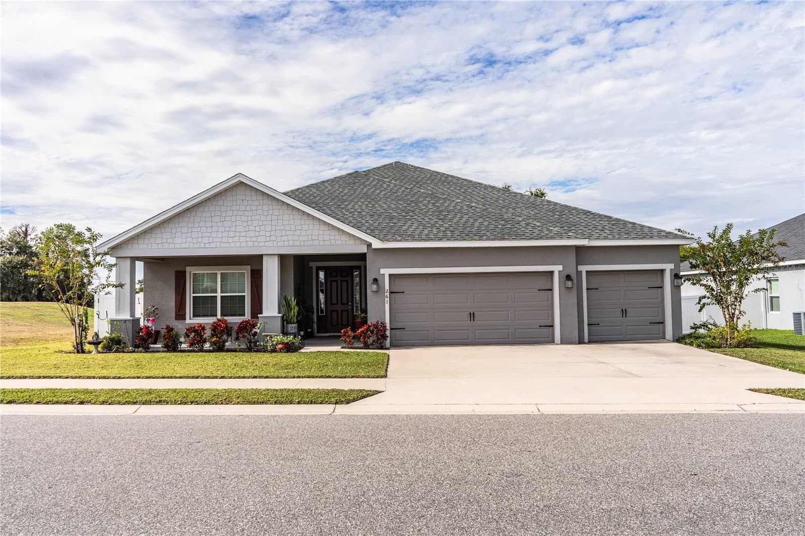 261 WALKERS POINT