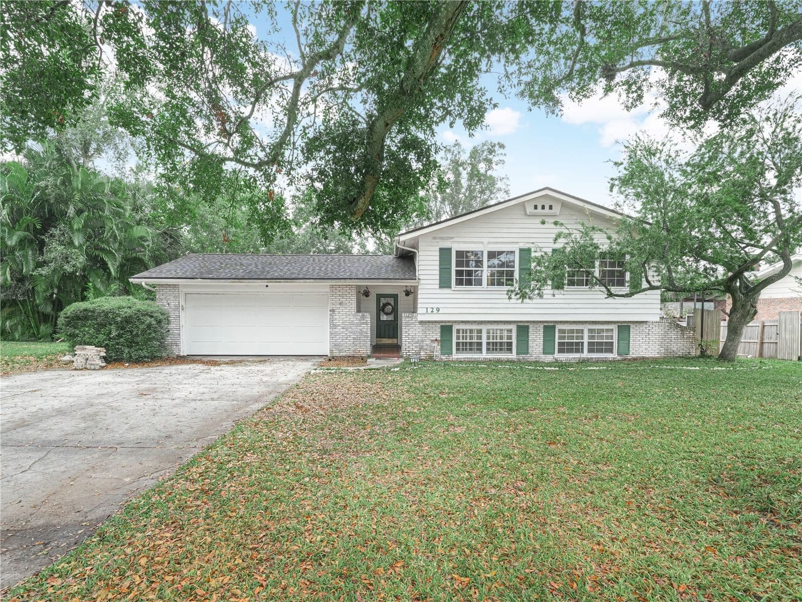 129 LAKE OTIS