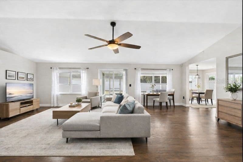 6789 ASHBURY