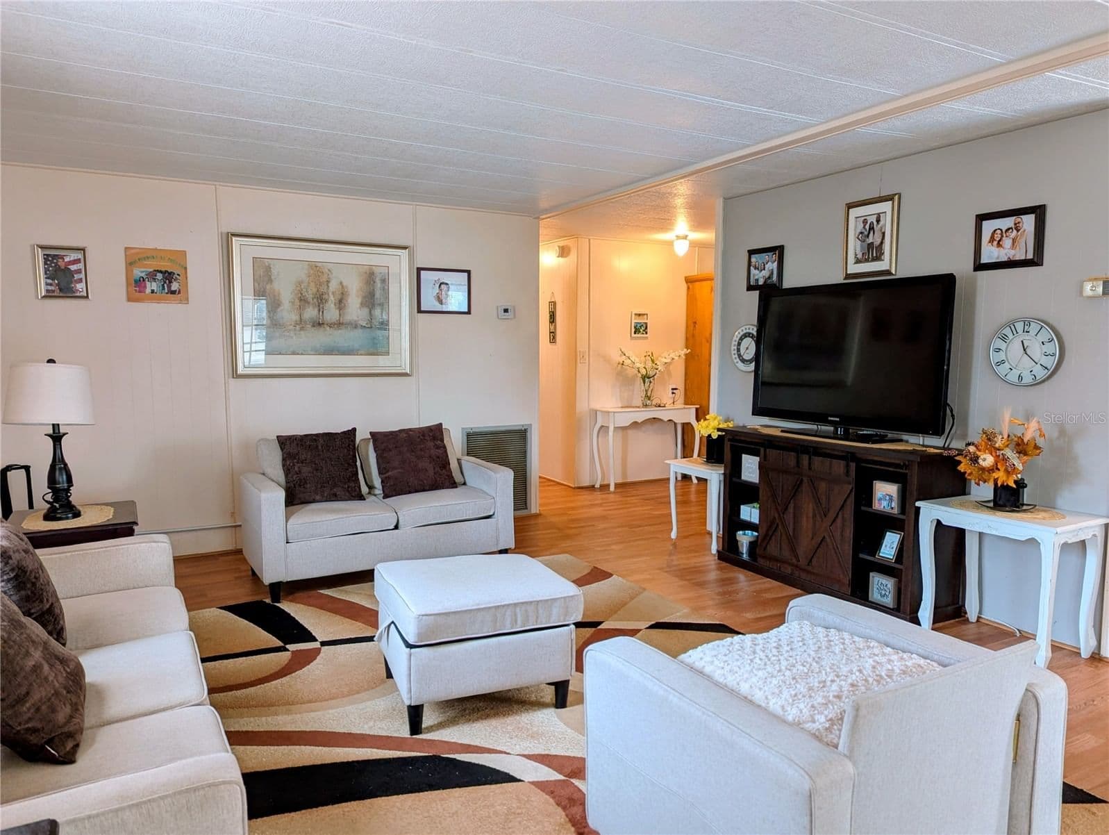 1610 REYNOLDS