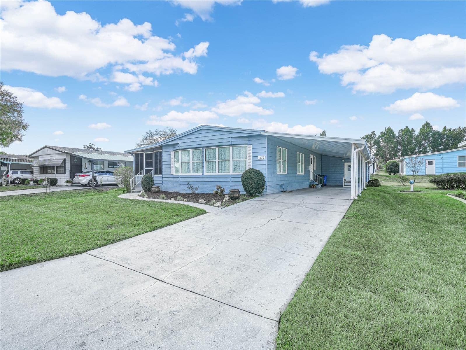 1679 FOXWAY