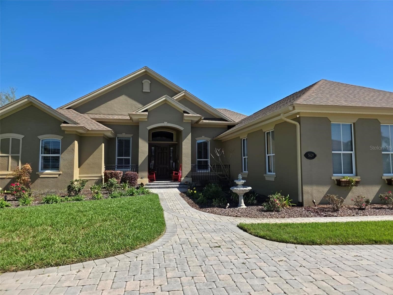 5629 HILLSIDE LANDINGS