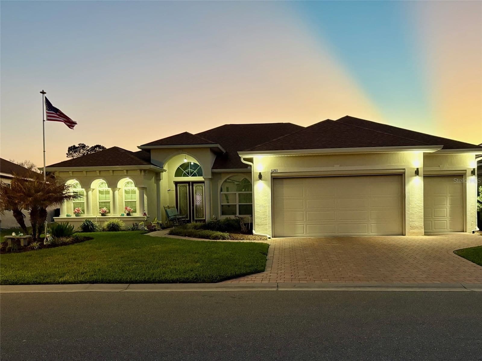 6261 PINEHURST