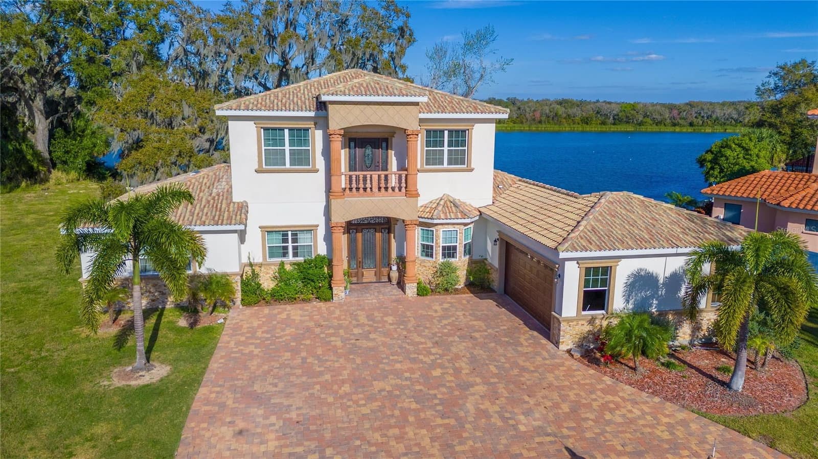 775 CHRISTINA LAKE