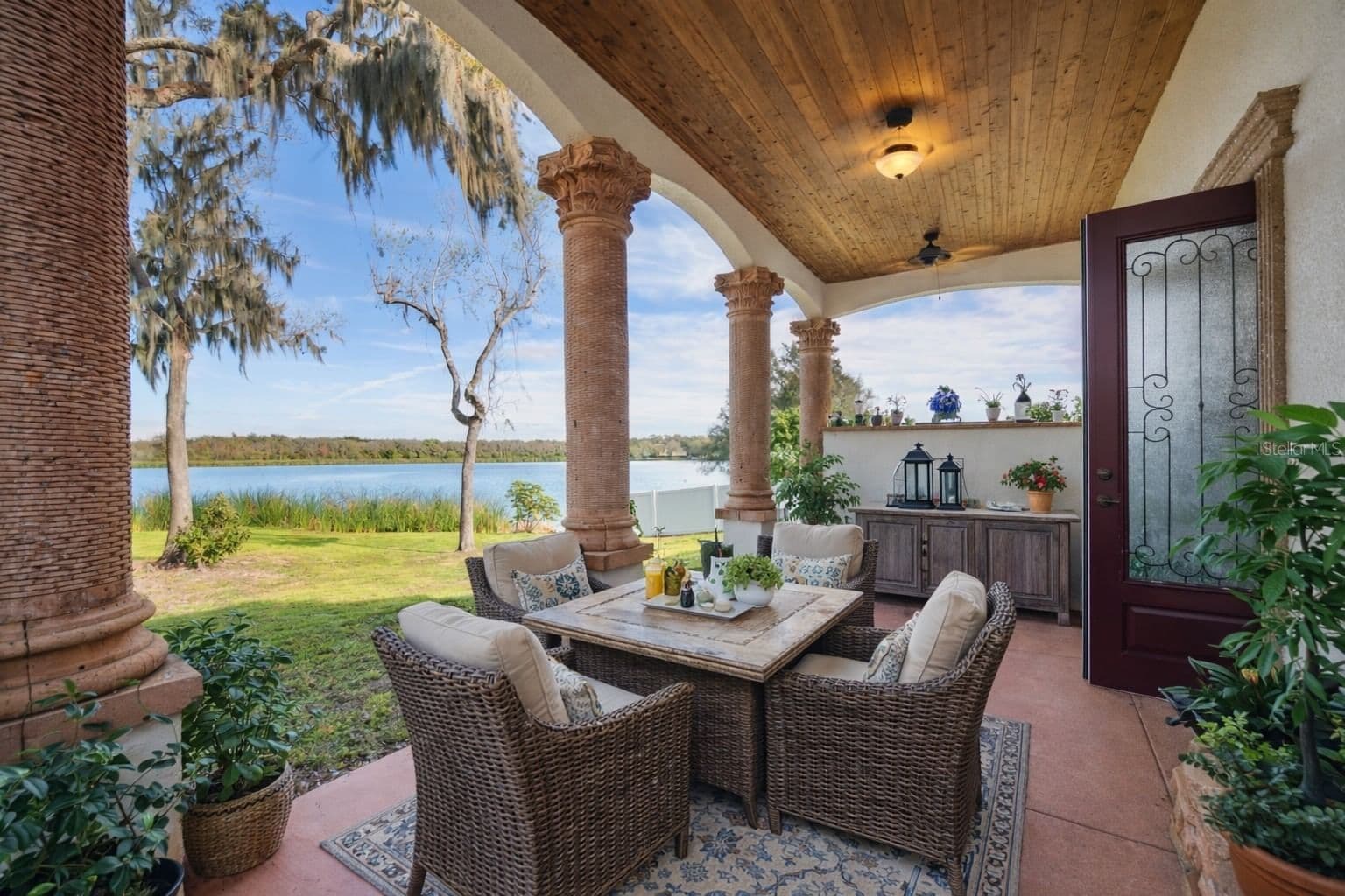 775 CHRISTINA LAKE