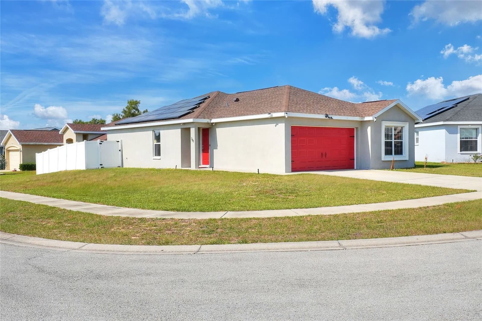 780 OVERLOOK GROVE