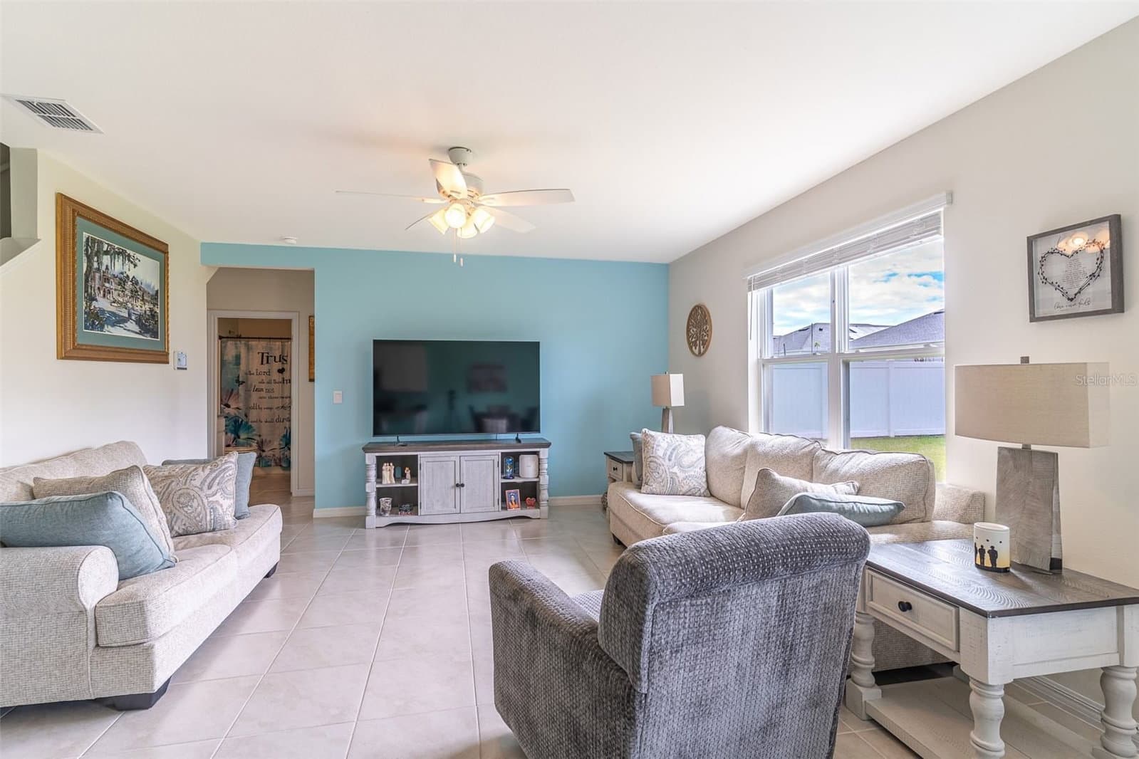 1328 DAISY FIELD