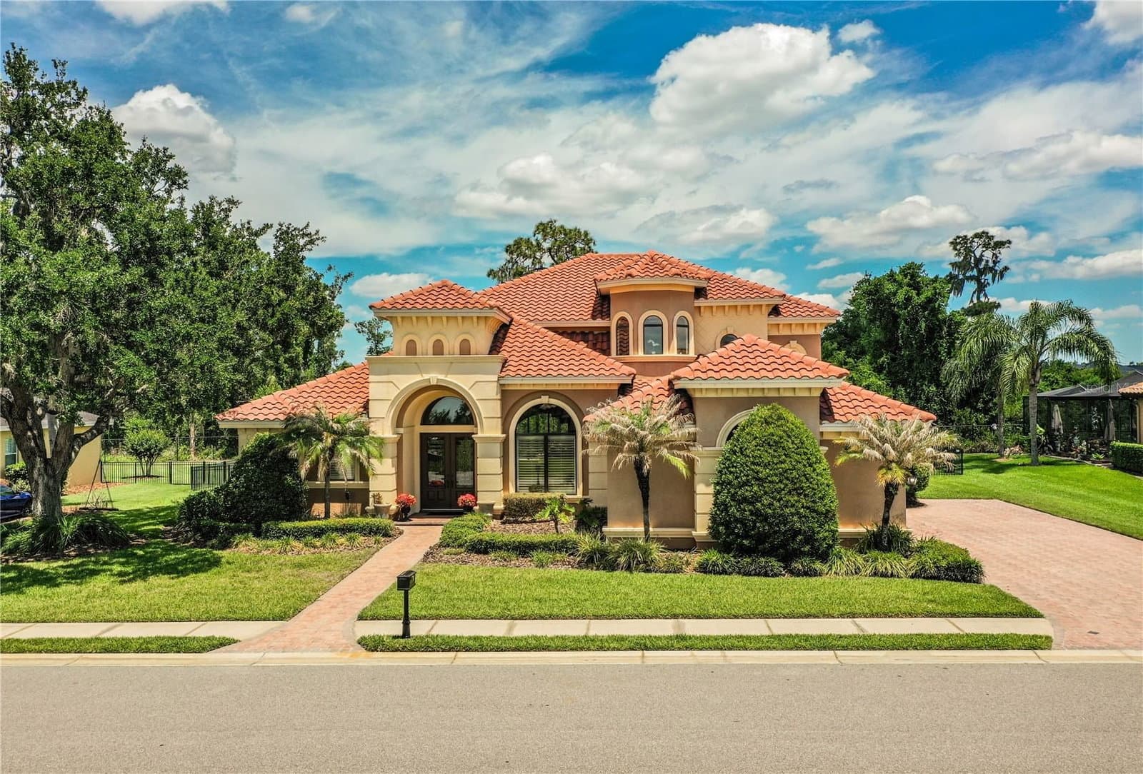 6739 EAGLE RIDGE