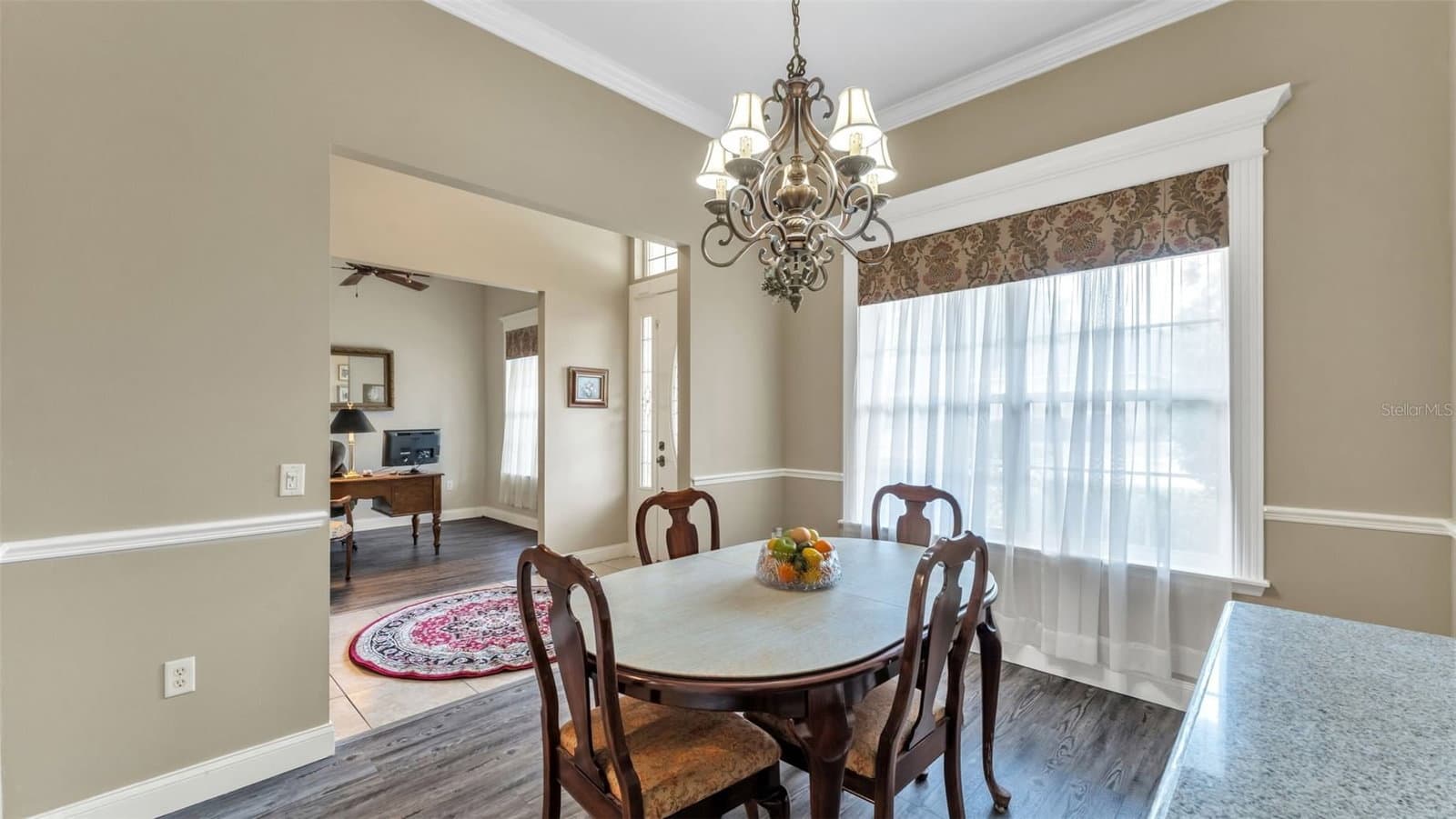 3940 SUNNYWOOD