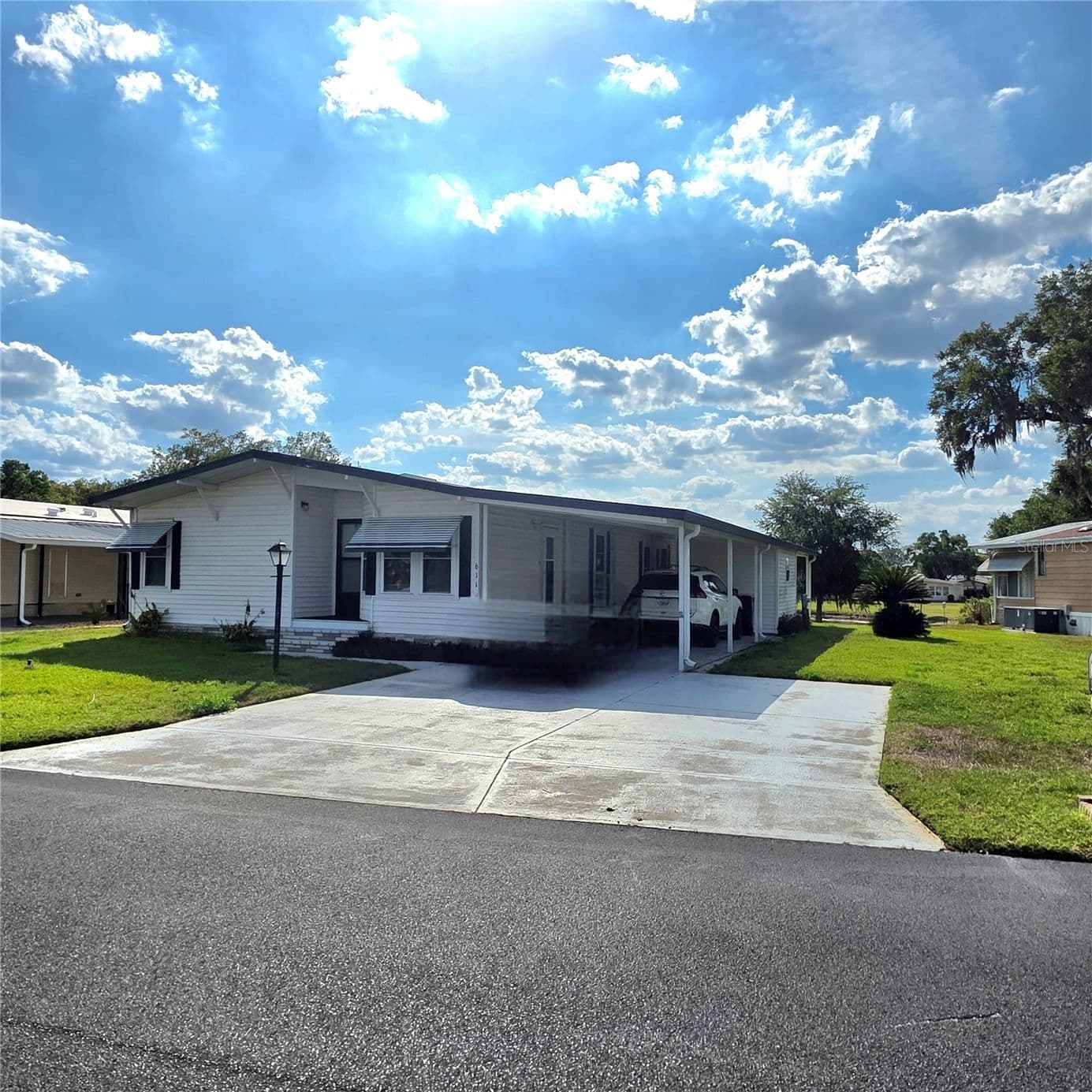 6114 GRAND OAKS