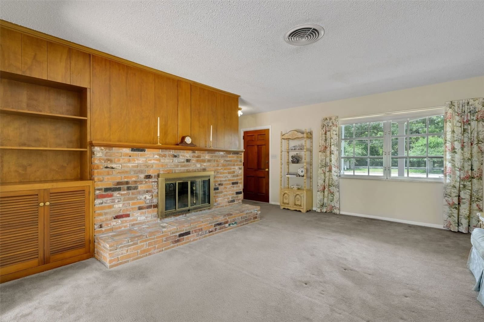 4200 CLEVELAND HEIGHTS