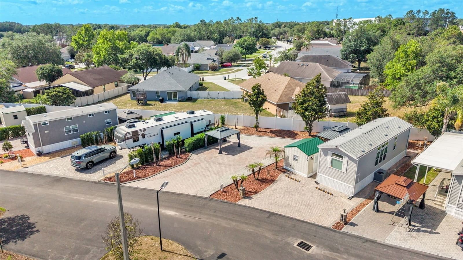 2320 LIMEWOOD