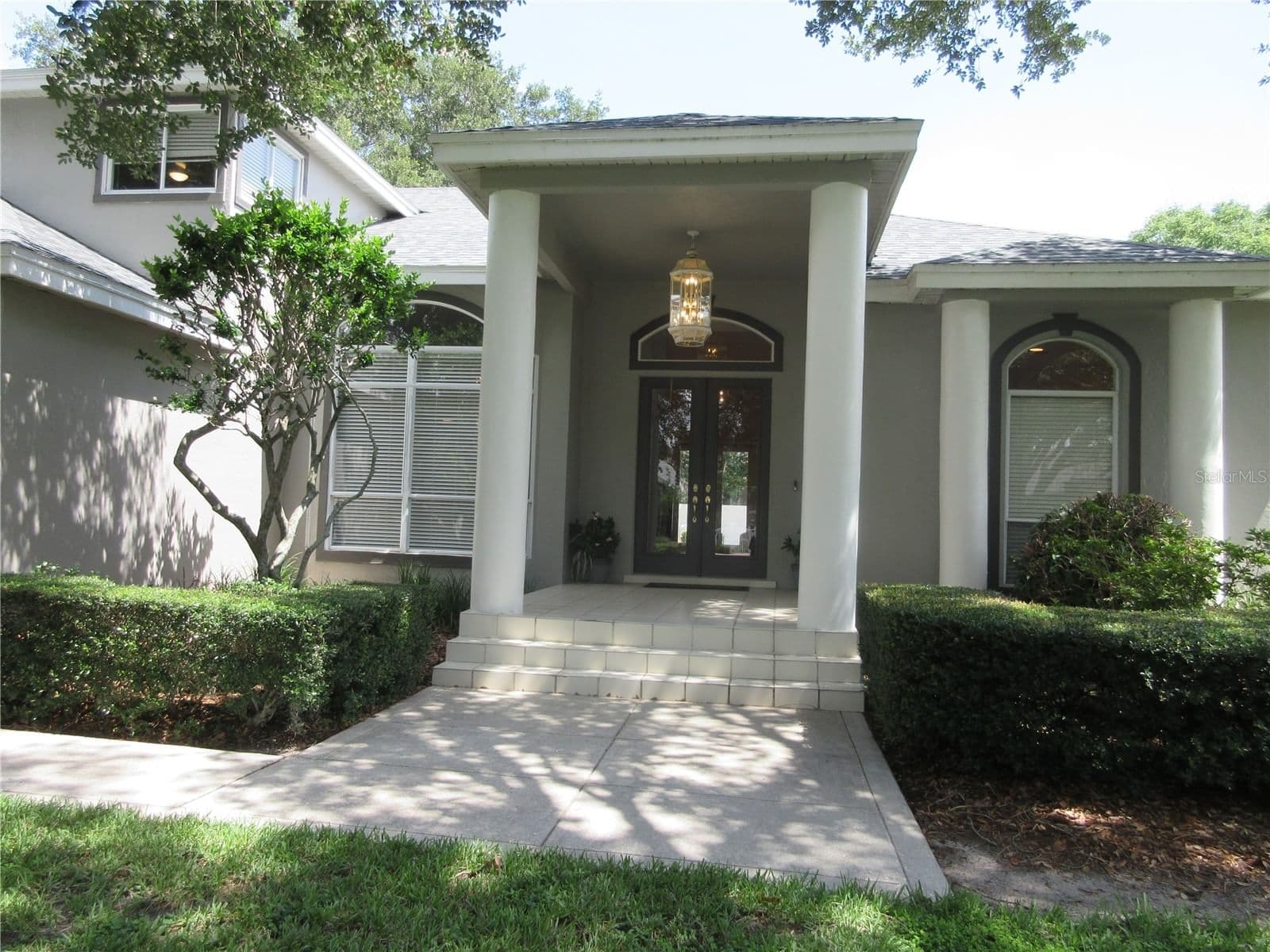936 HAMILTON PLACE