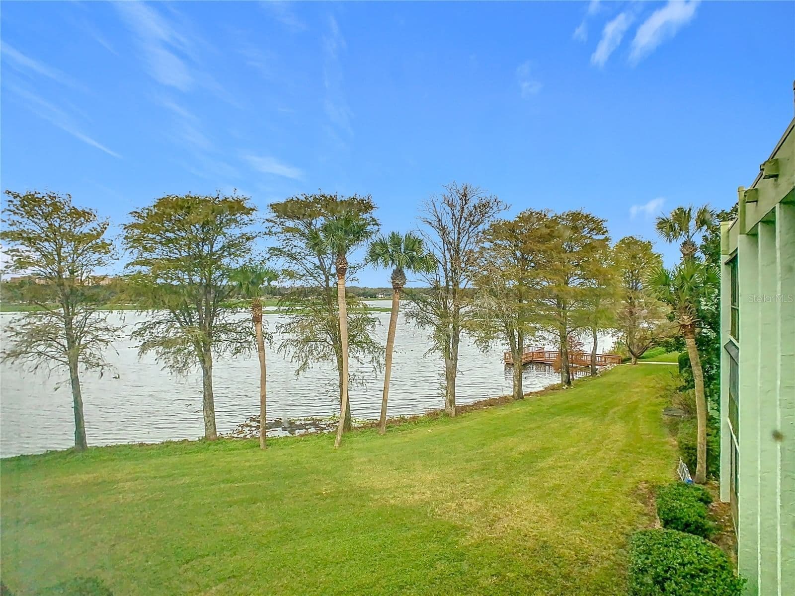 1130 LAKE PARKER