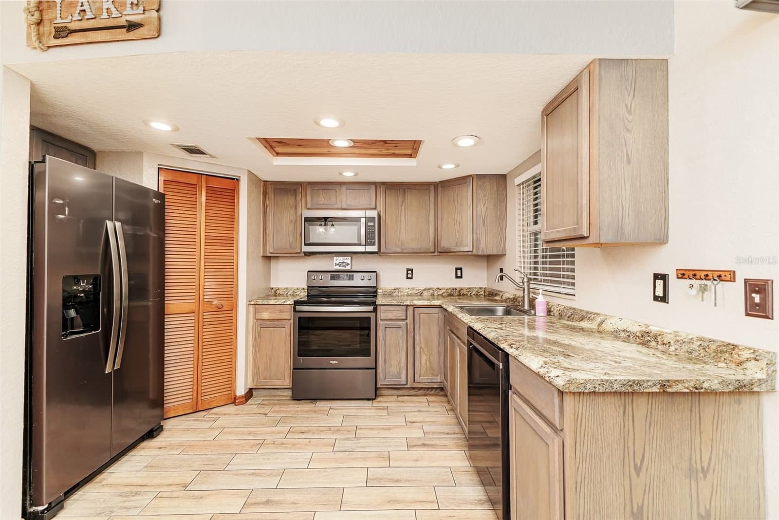 1920 EDGEWOOD