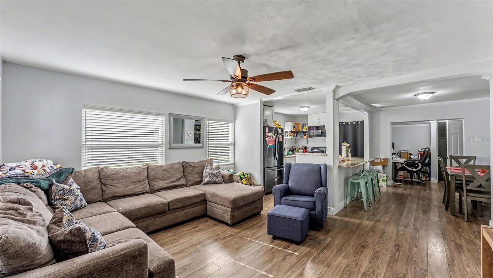 861 LOWELL