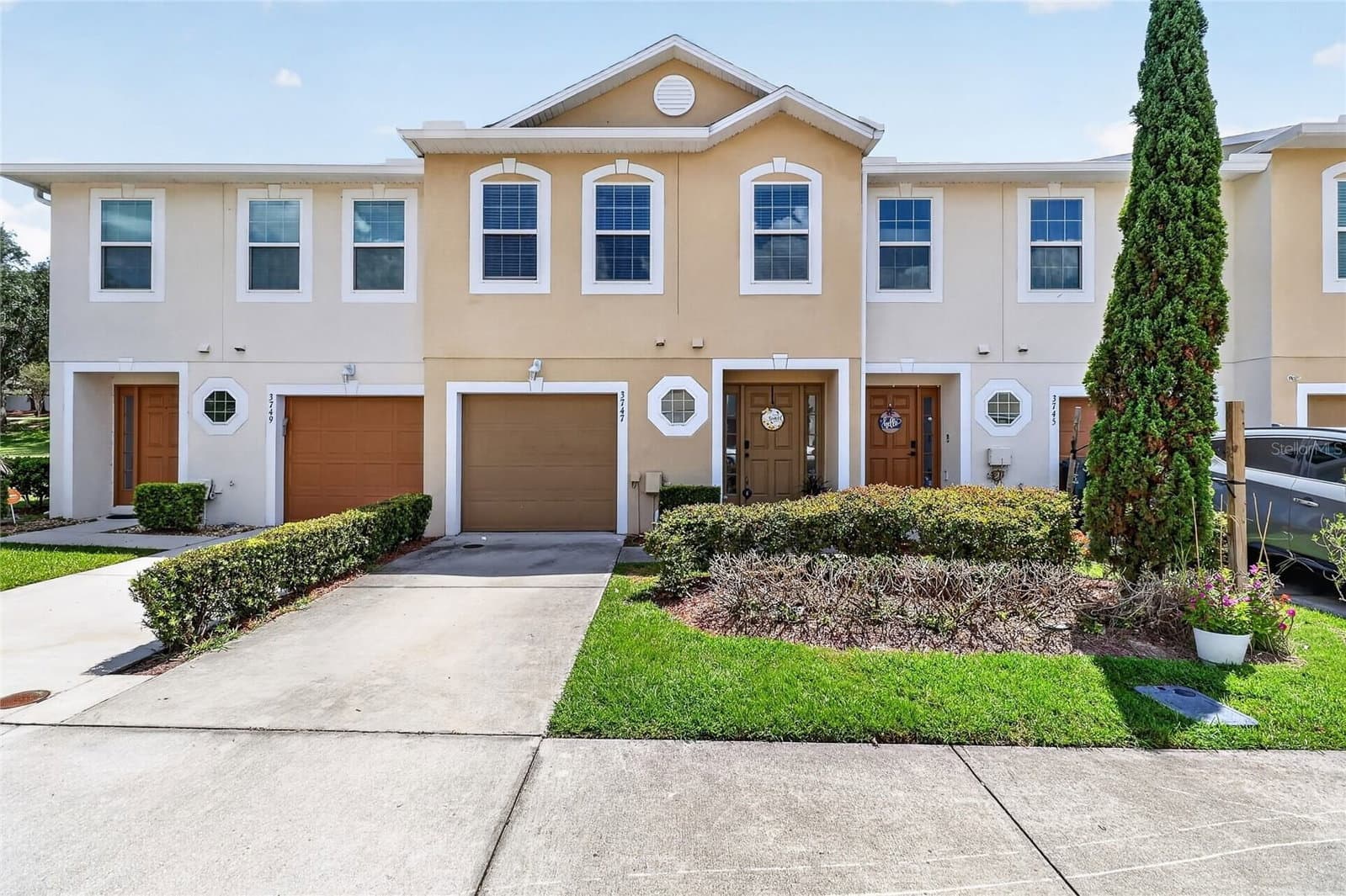 3747 WOODBURY HILL