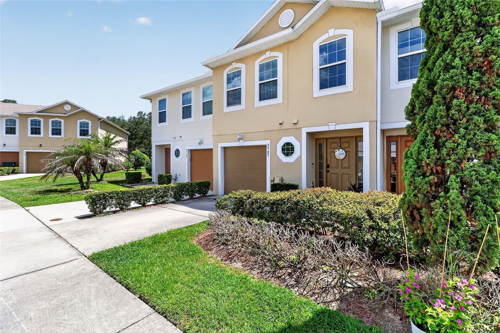 3747 WOODBURY HILL
