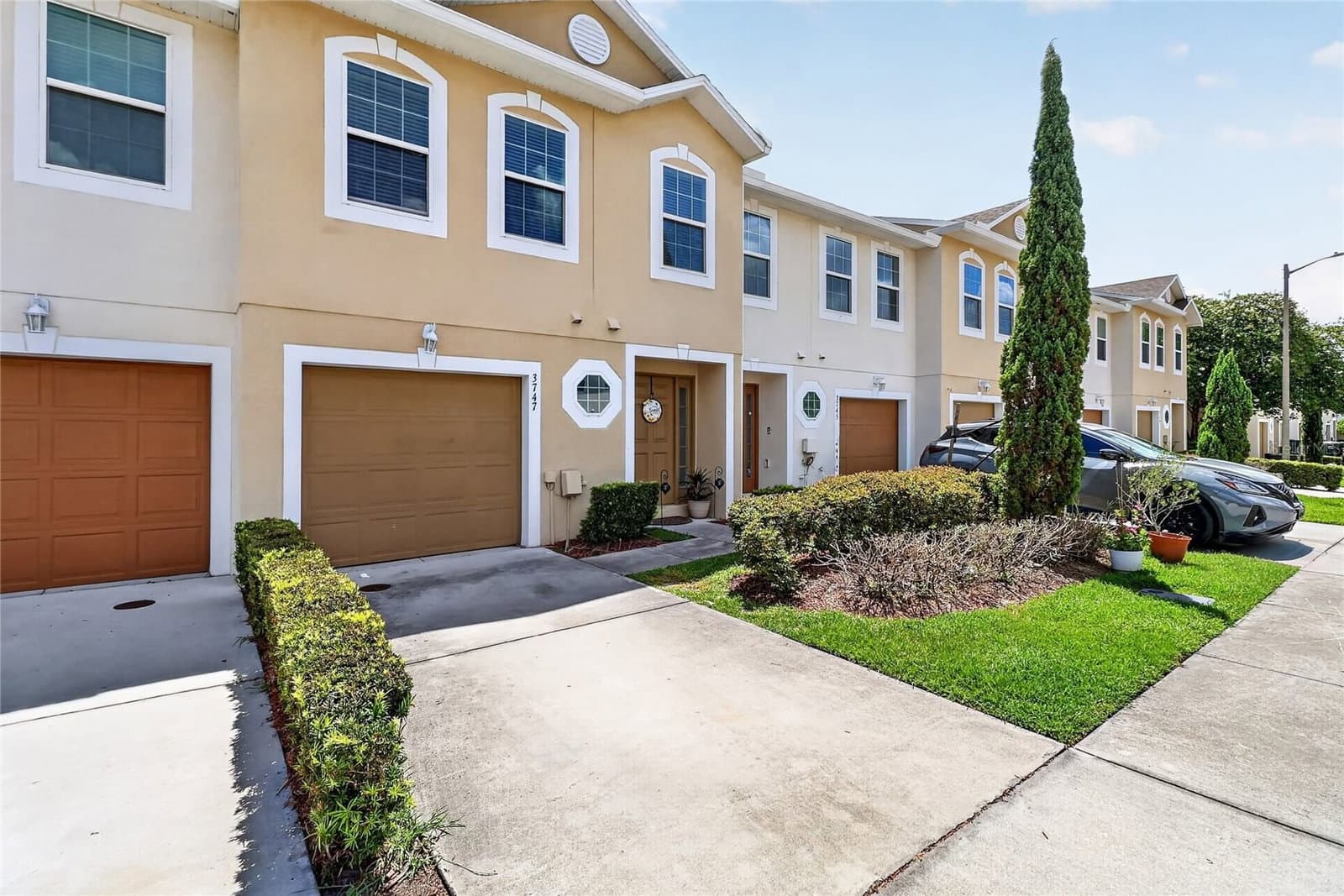 3747 WOODBURY HILL