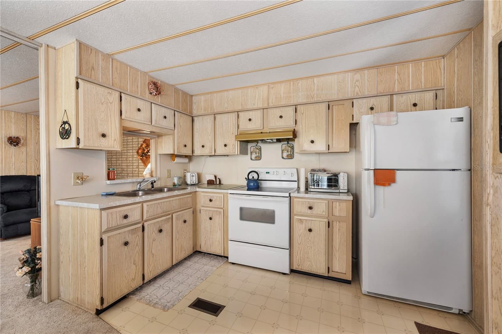 1610 REYNOLDS