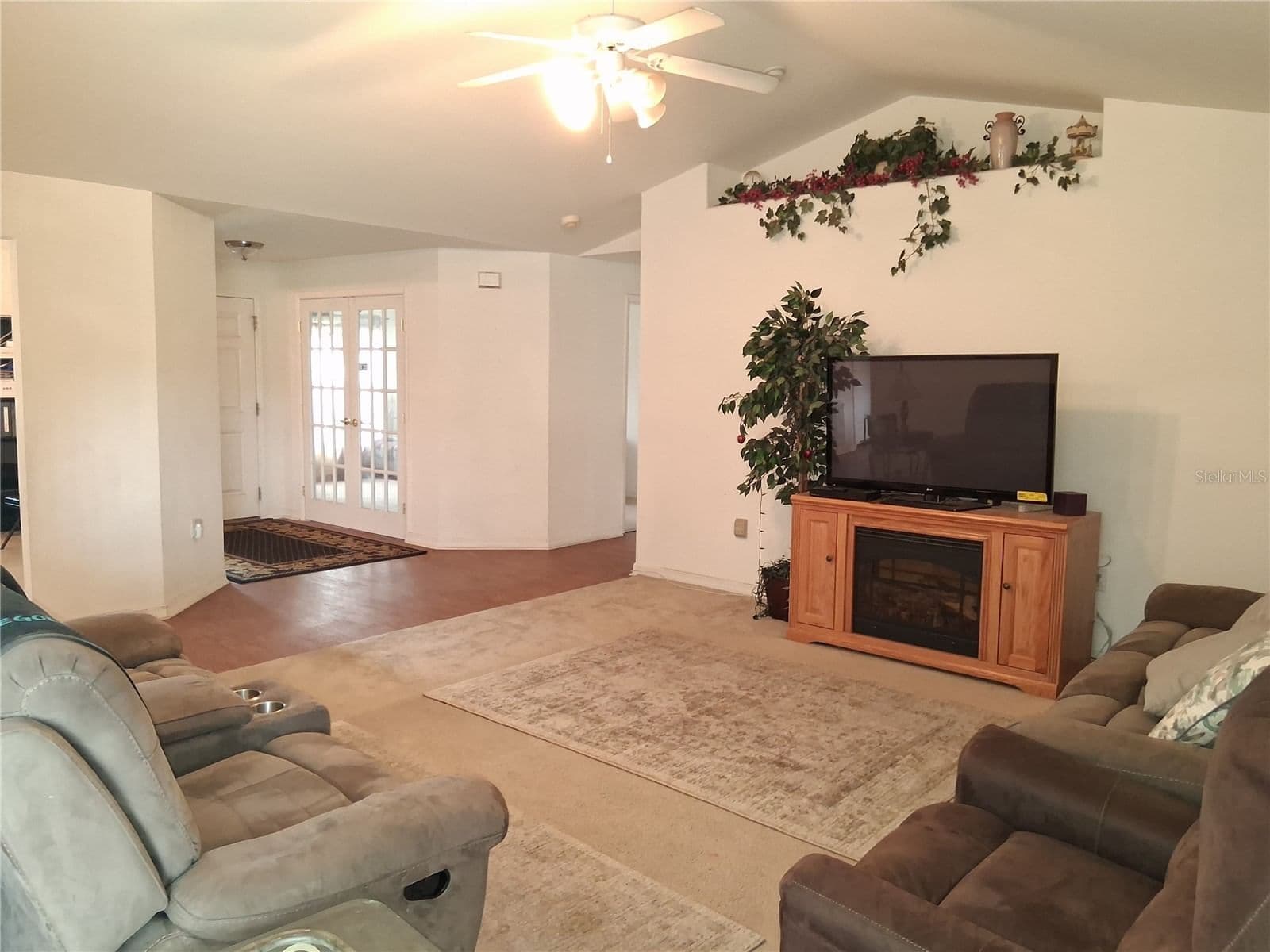 6759 ASHBURY