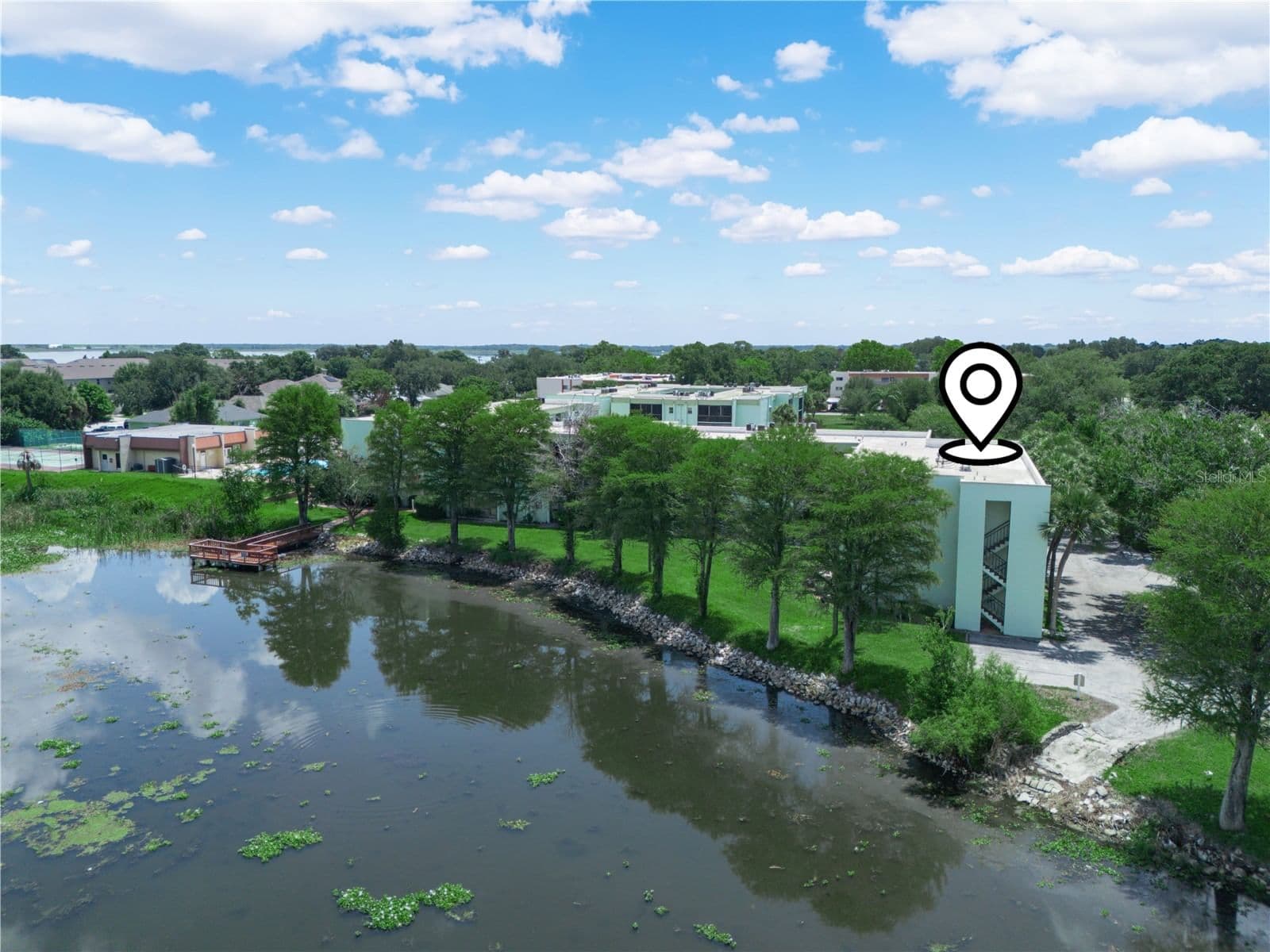 1130 LAKE PARKER