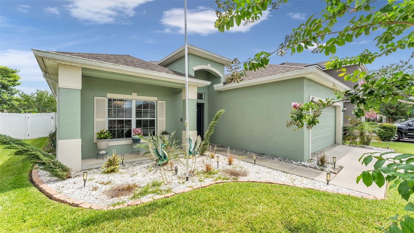 1053 KRENSON WOODS