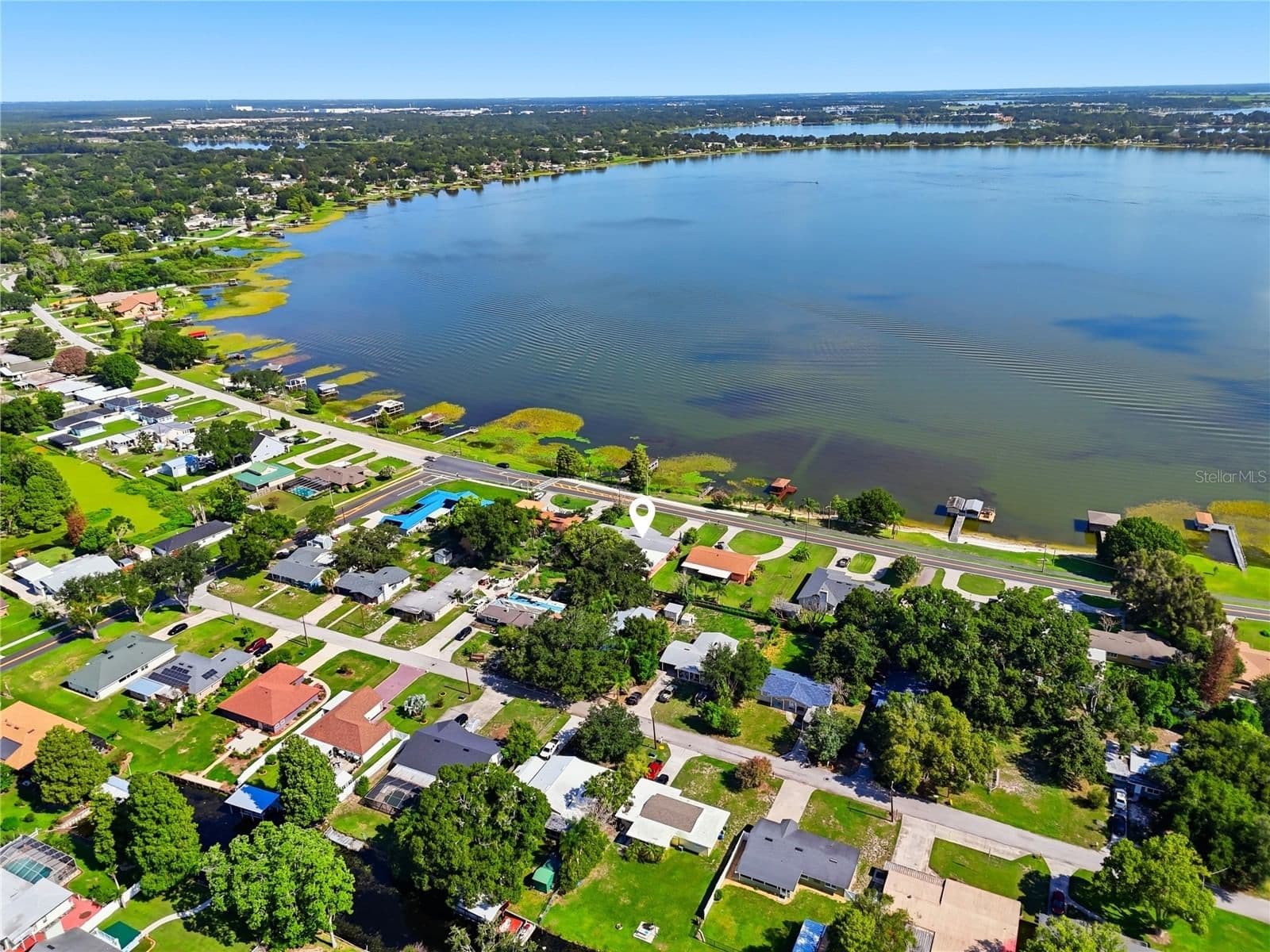 1475 LAKE HOWARD