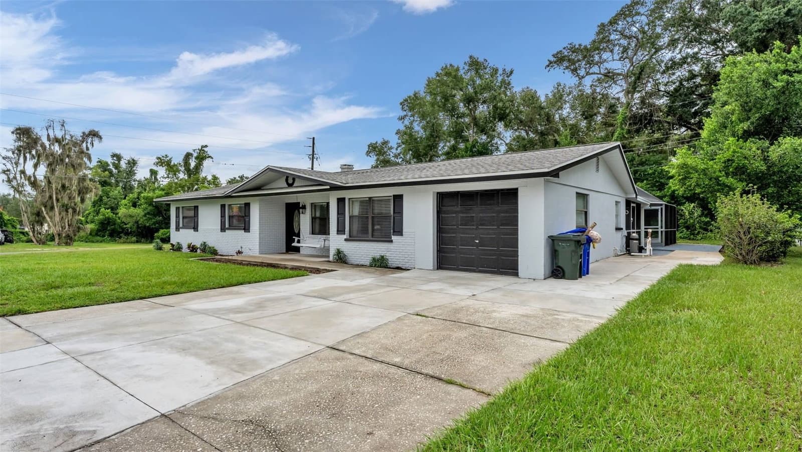 135 KENILWOOD