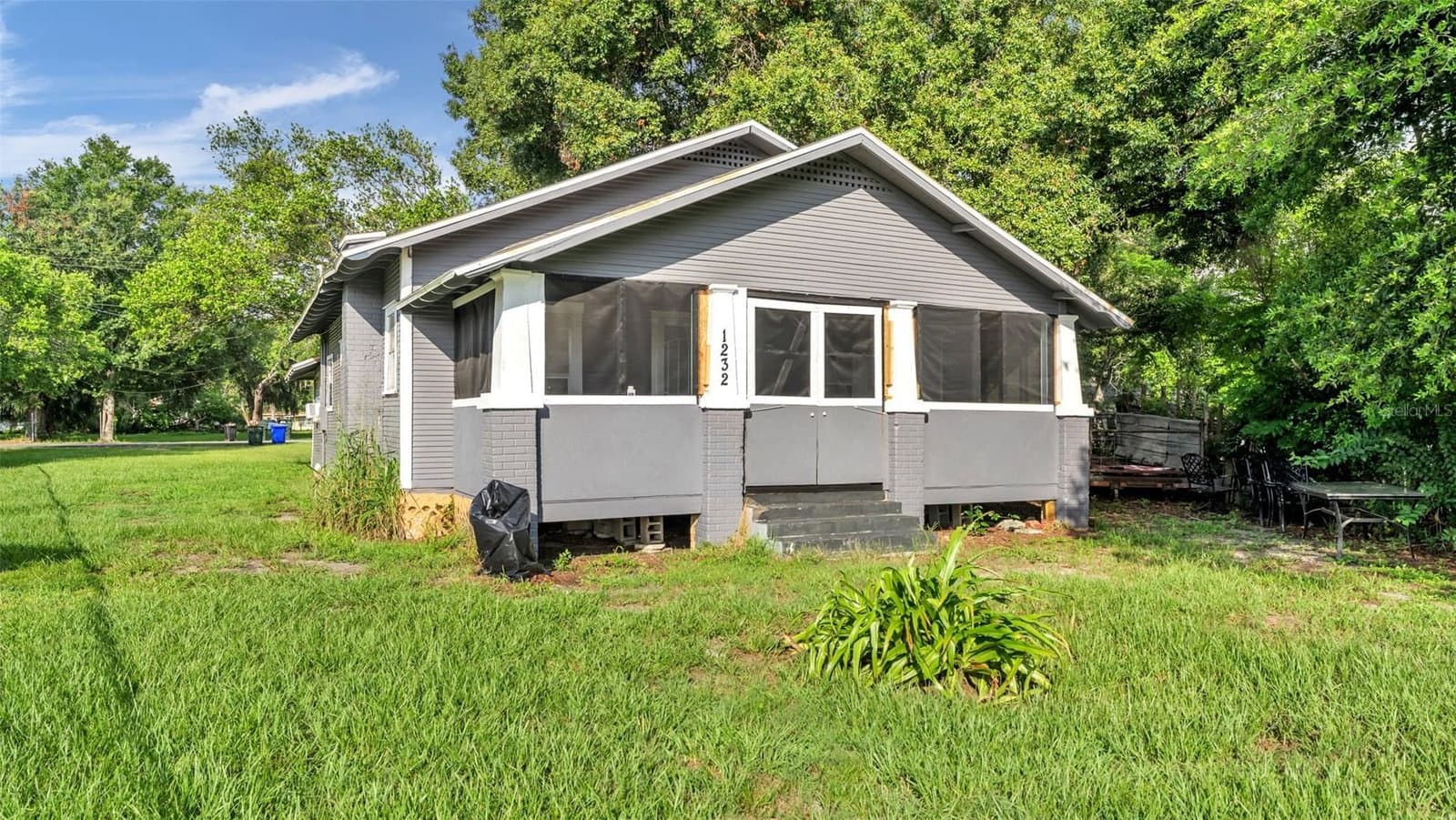 1232 WRIGHT
