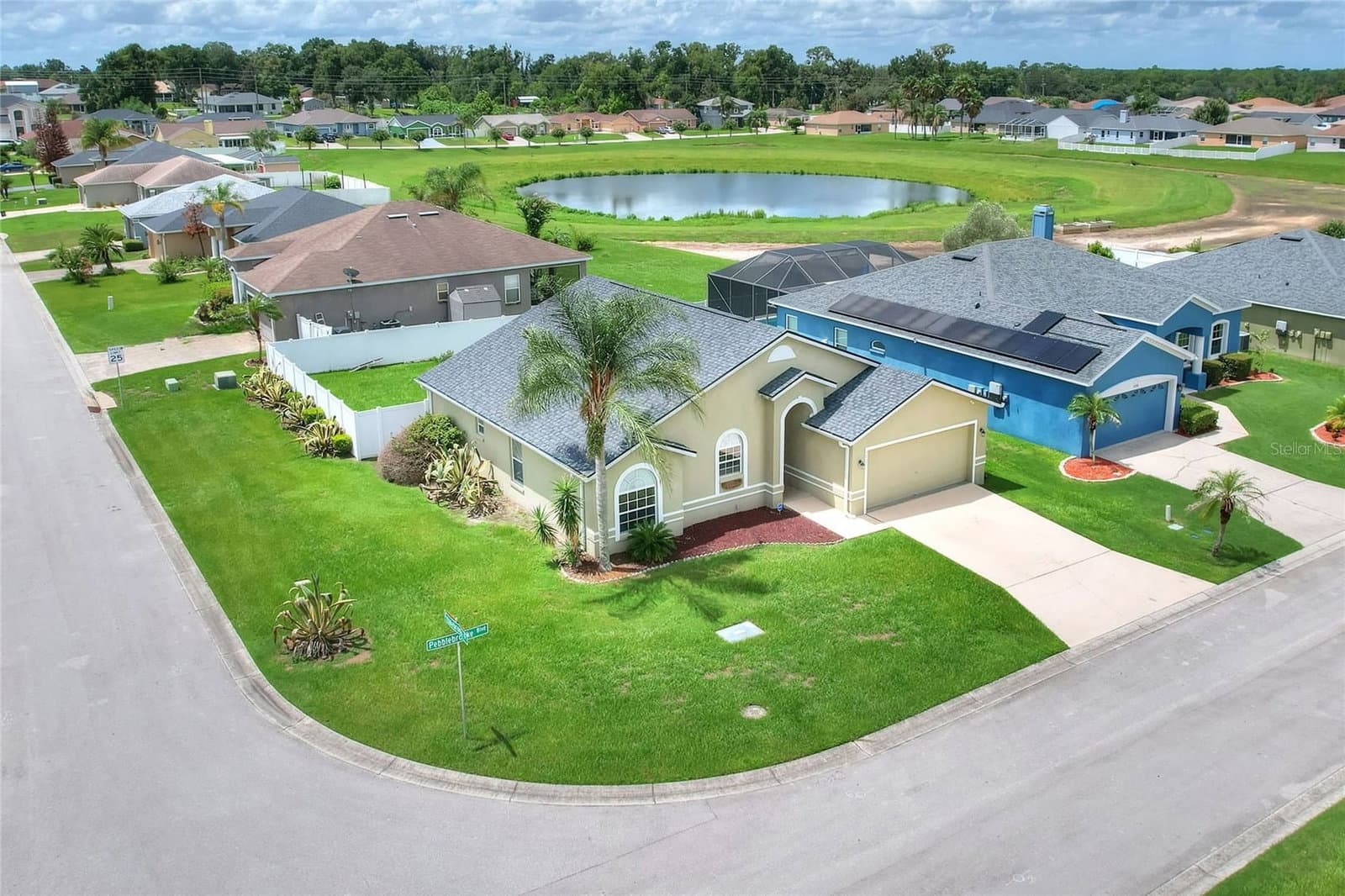 3212 PEBBLEBROOKE