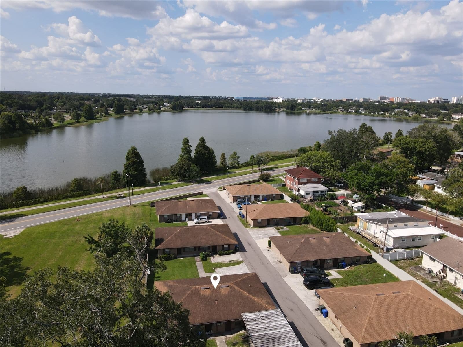 101 LAKE HUNTER