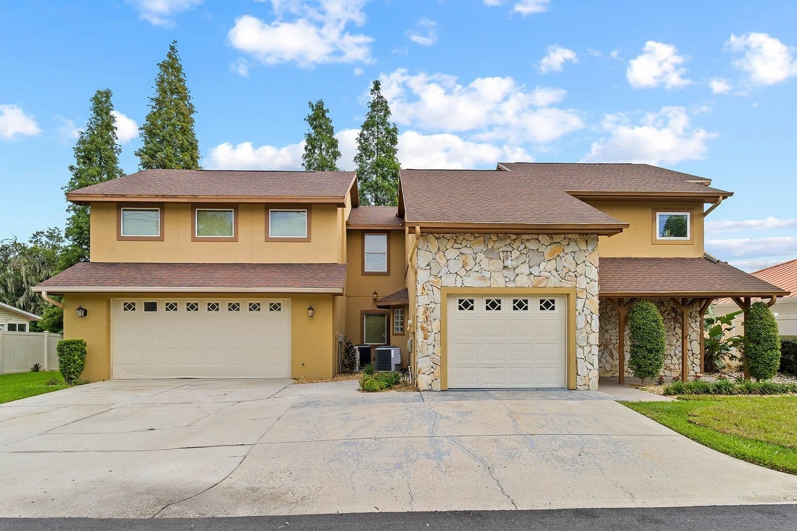 614 MOUNTAIN LAKE